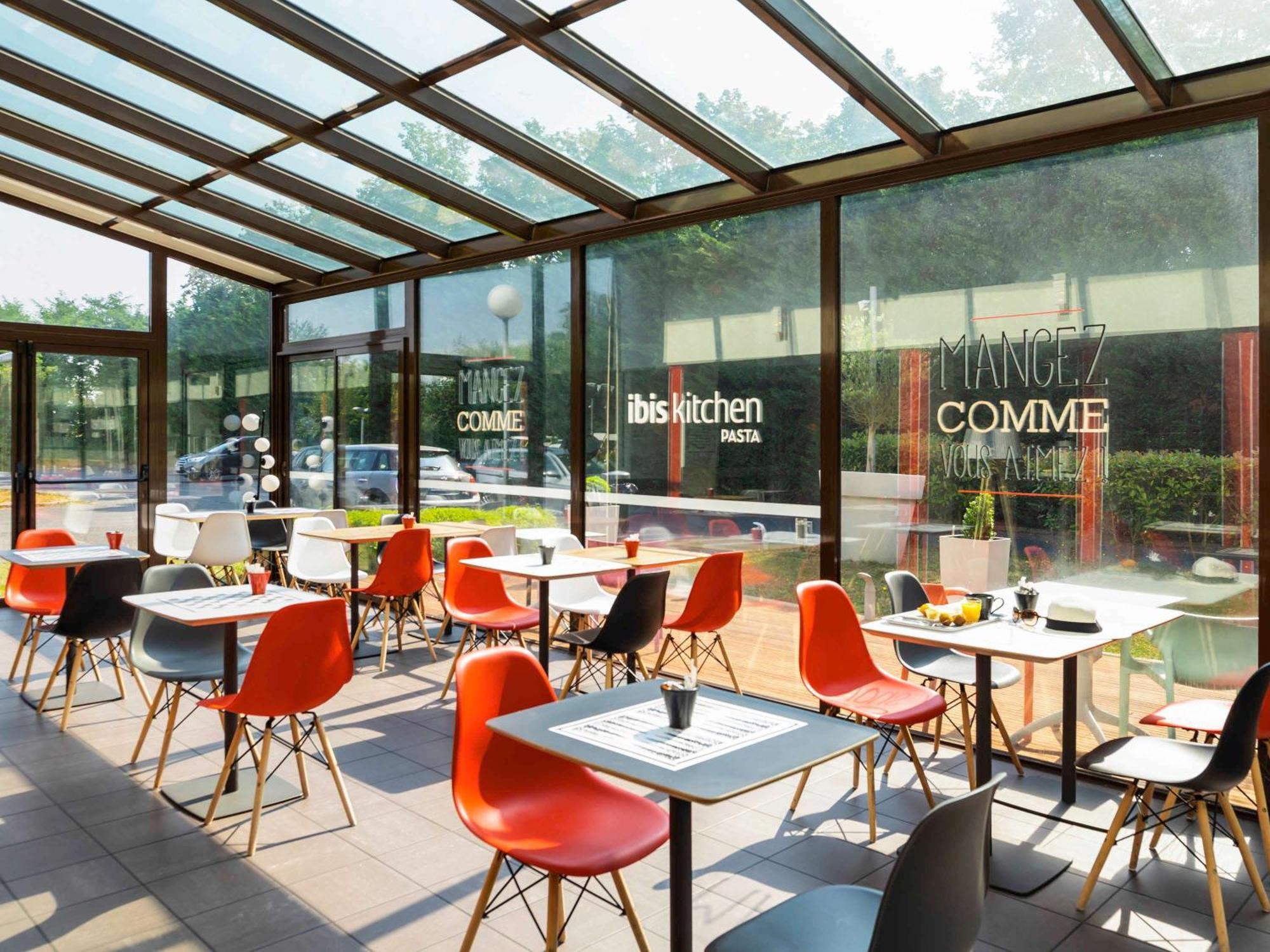 Ibis Paris Marne La Vallee Émerainville Exteriér fotografie